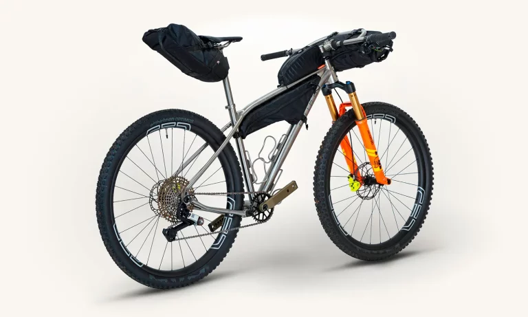 Chiru Highlander VTT - Photo du vélo équipé Bikepacking