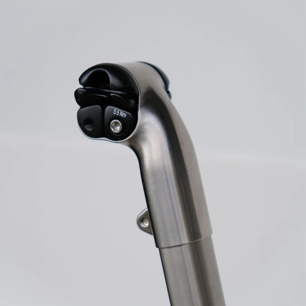 Integrated 3D-printed seat post